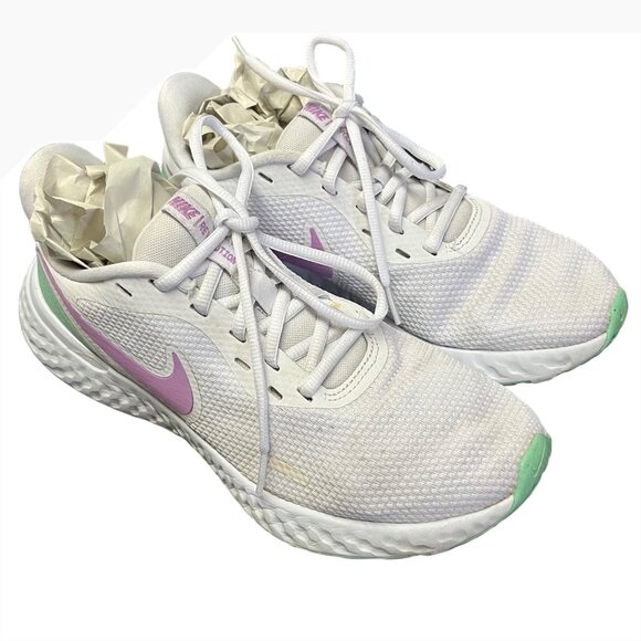 Nike Revolution 5 Womens Running Shoe White Pink Green BQ3207-111 Size 8 - Picture 2 of 16